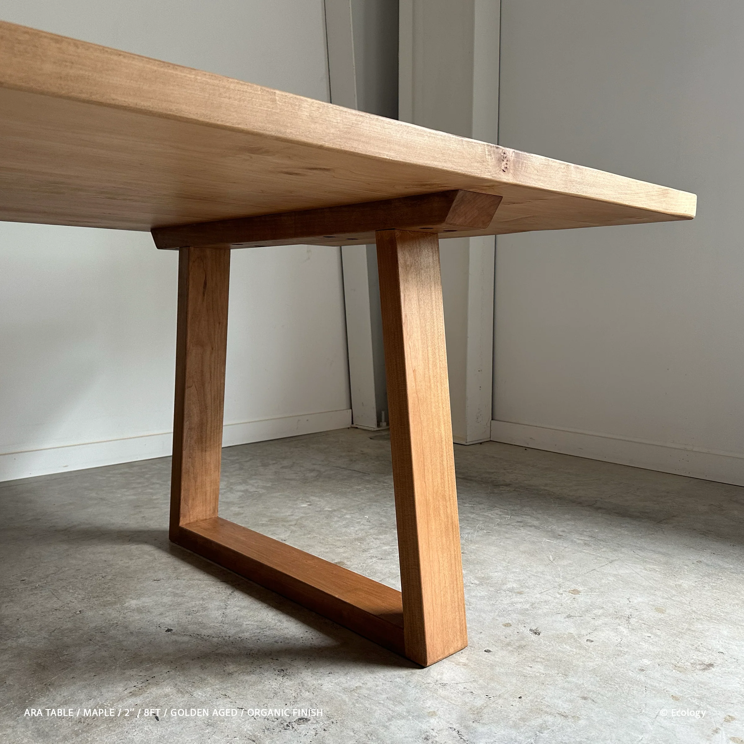 Ara Table - Image 14