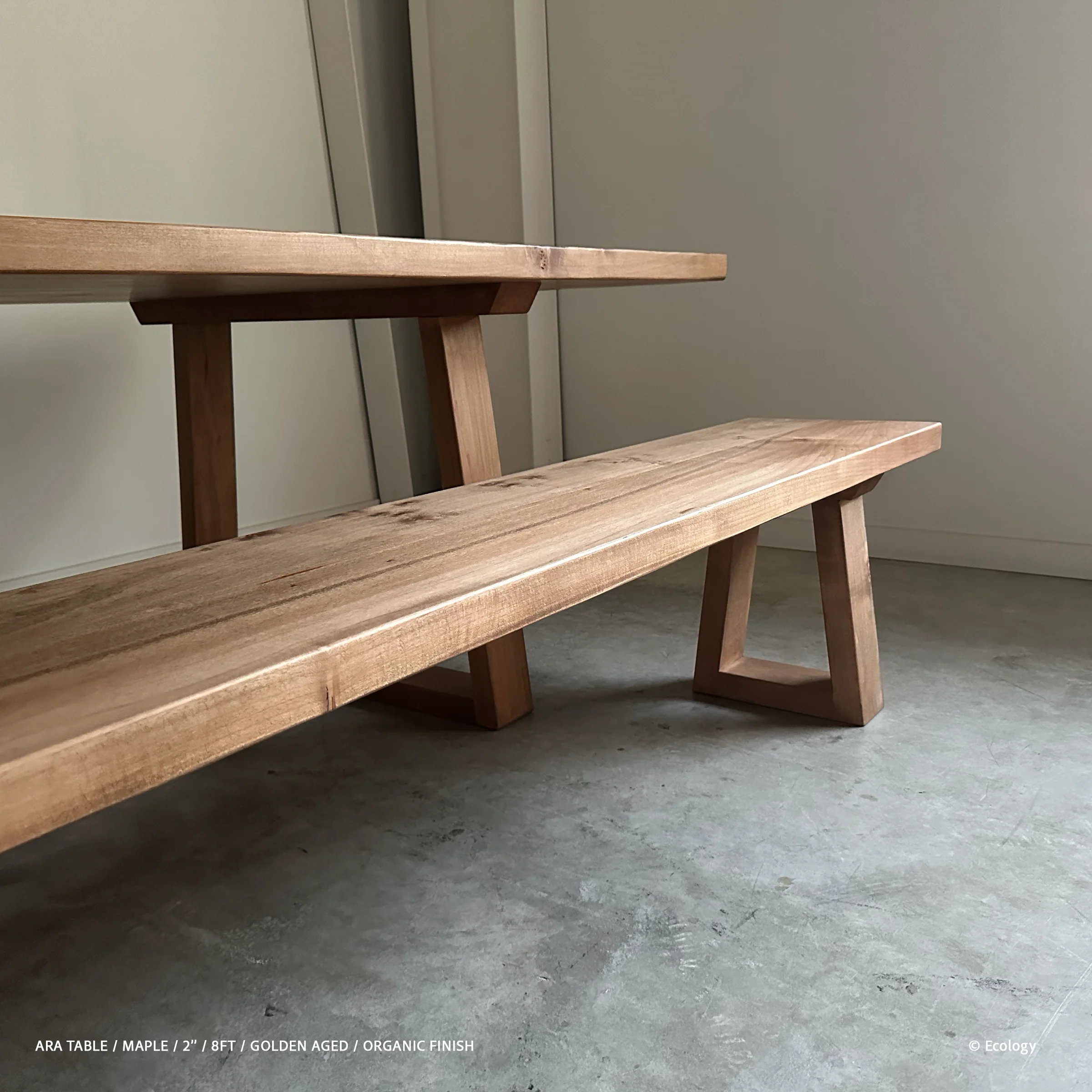 Ara Table - Image 19